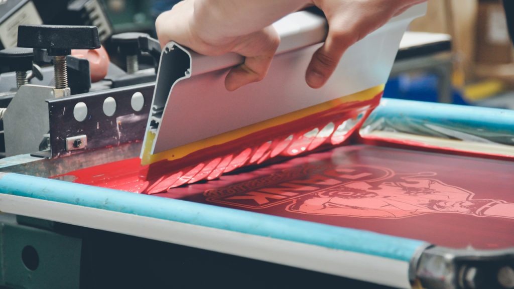 Роспись по шелку: мастер-класс для начинающих, рисунки и техника