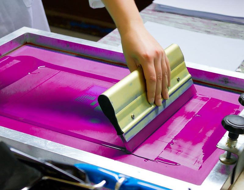 Роспись по шелку: история, техника, практические советы