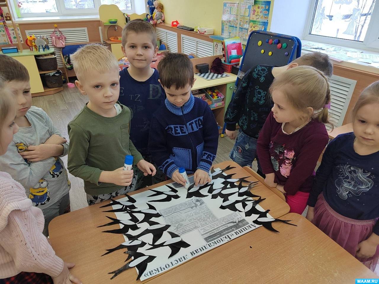 Батик для начинающих: мастер-класс по росписи шелка дома. батик: виды, краска, ткани, картины, панно, трафареты, эскизы, рамки, идеи, фото. холодный, горячий, узелковый батик: техника выполнения для начинающих темы для батика