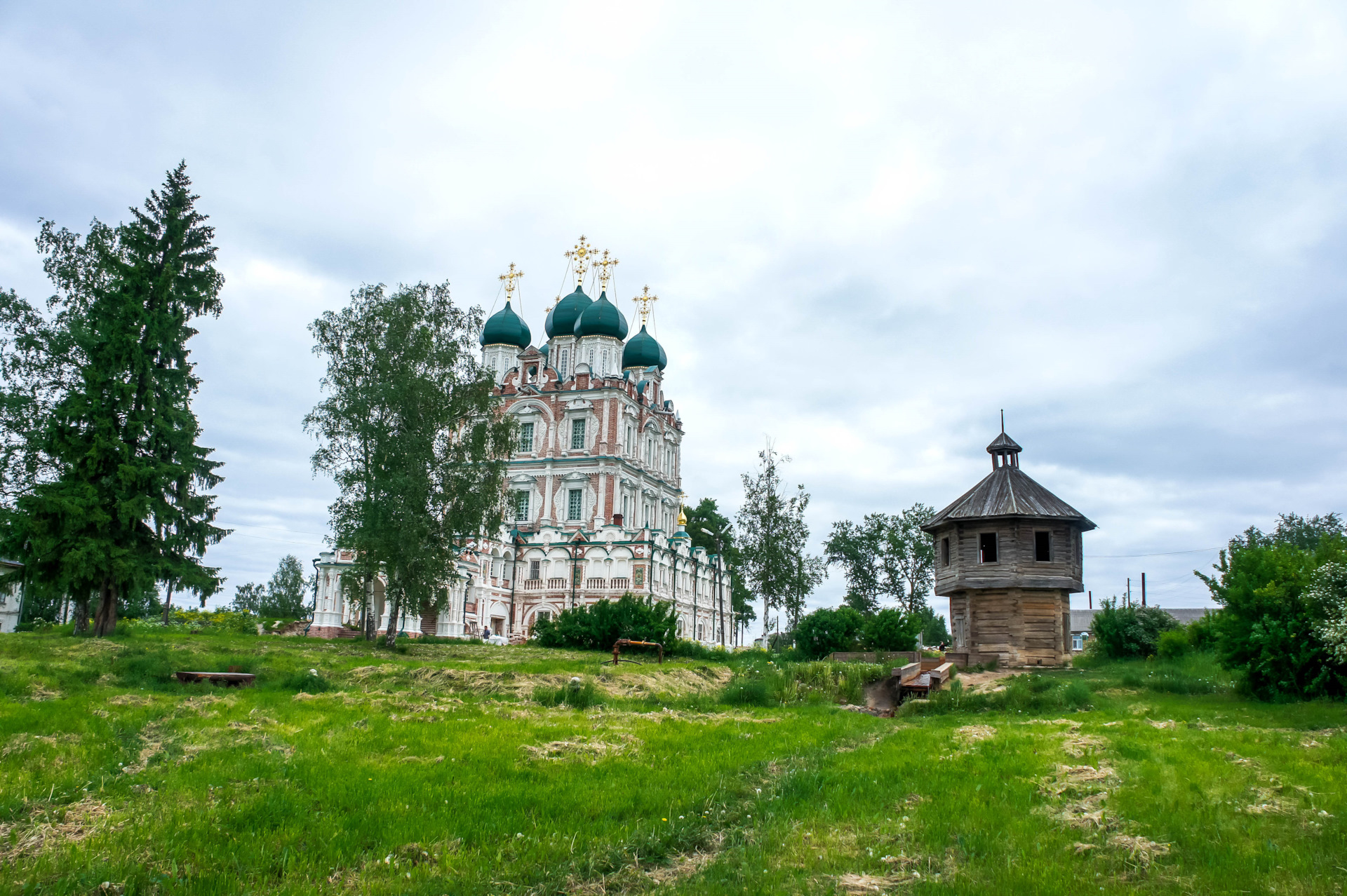 Роспись по шелку