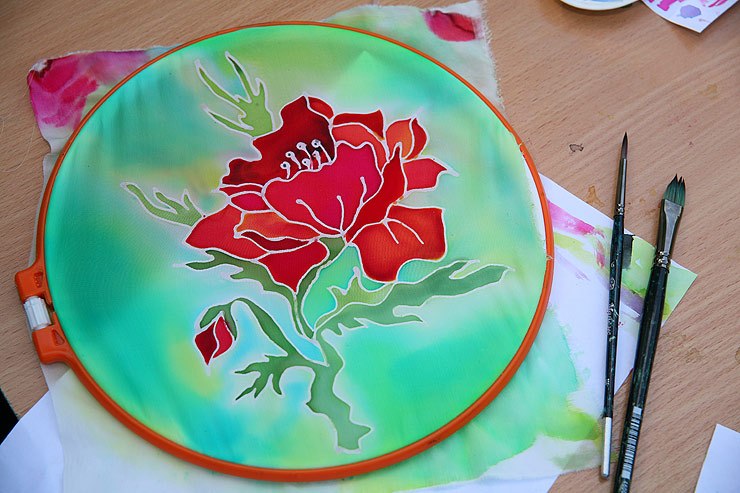 Технология изготовления батика: мастер-класс для начинающих