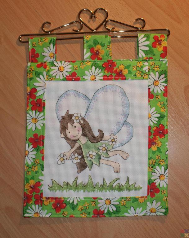 Как оформить вышивку в рамку своими руками самостоятельно в домашних условиях