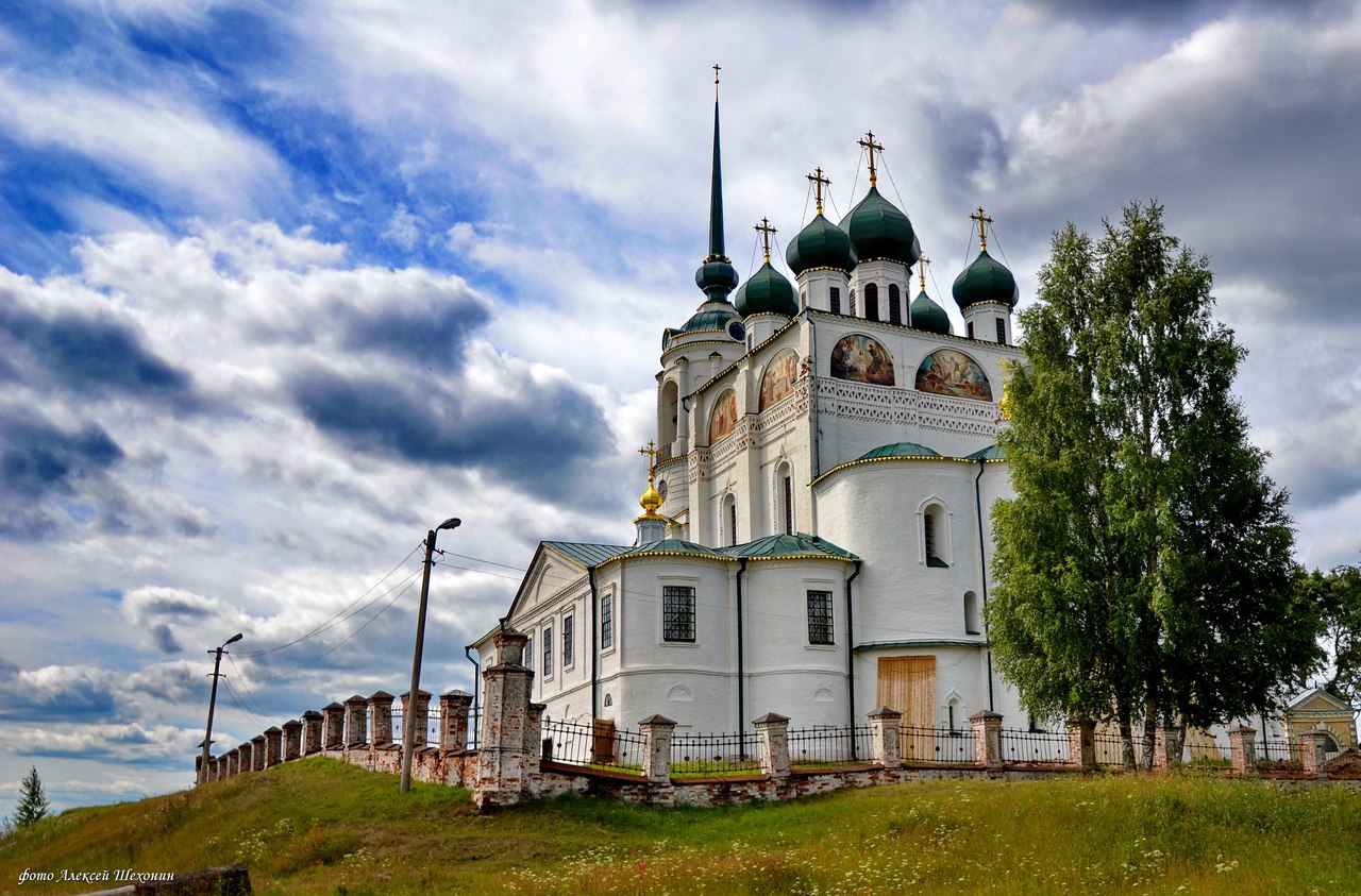 The magic cafe: картины, вышитые шелком по шелку