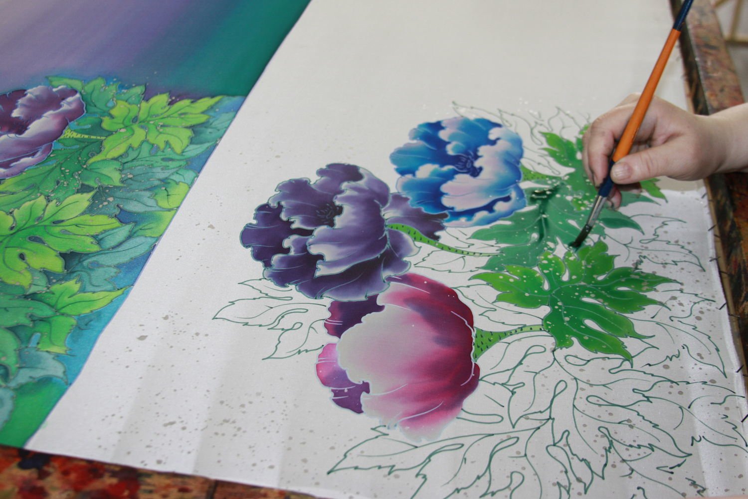 Роспись по шелку: история, техника, практические советы