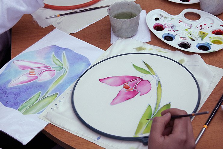 Роспись по шелку: мастер-класс для начинающих, рисунки и техника