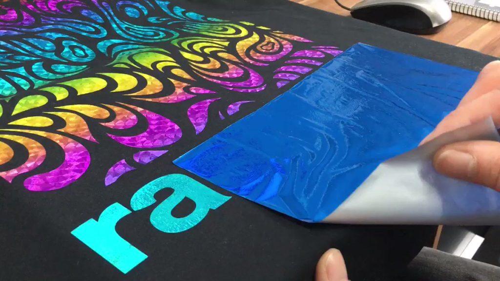 Как рисовать батиком по ткани для начинающих: мастер-класс по видам росписи, чантинг и техника изготовления вечернего города