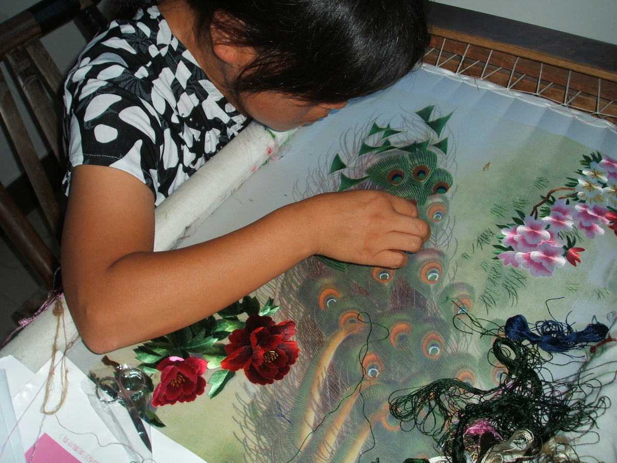 Маслом по шелку картина