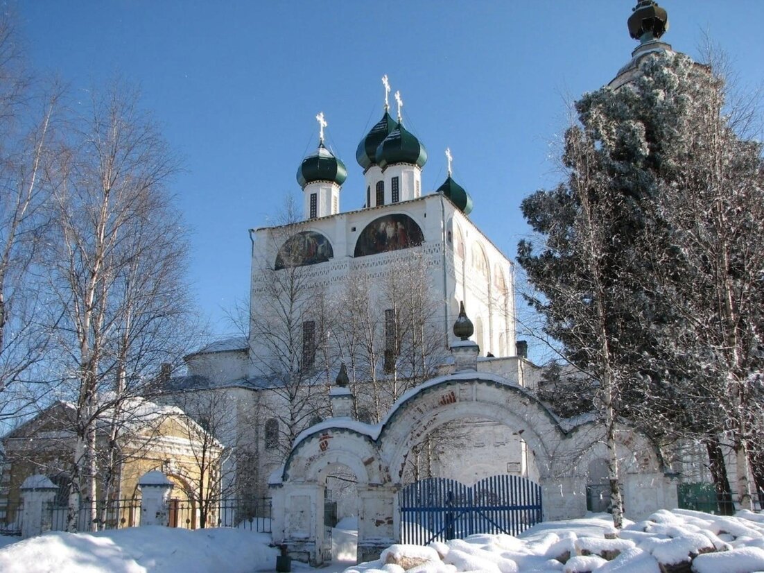 Искусство вышивки шелком по шелку