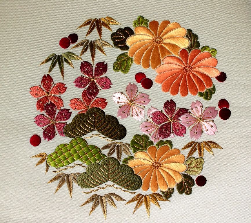 Японские картины на шелке